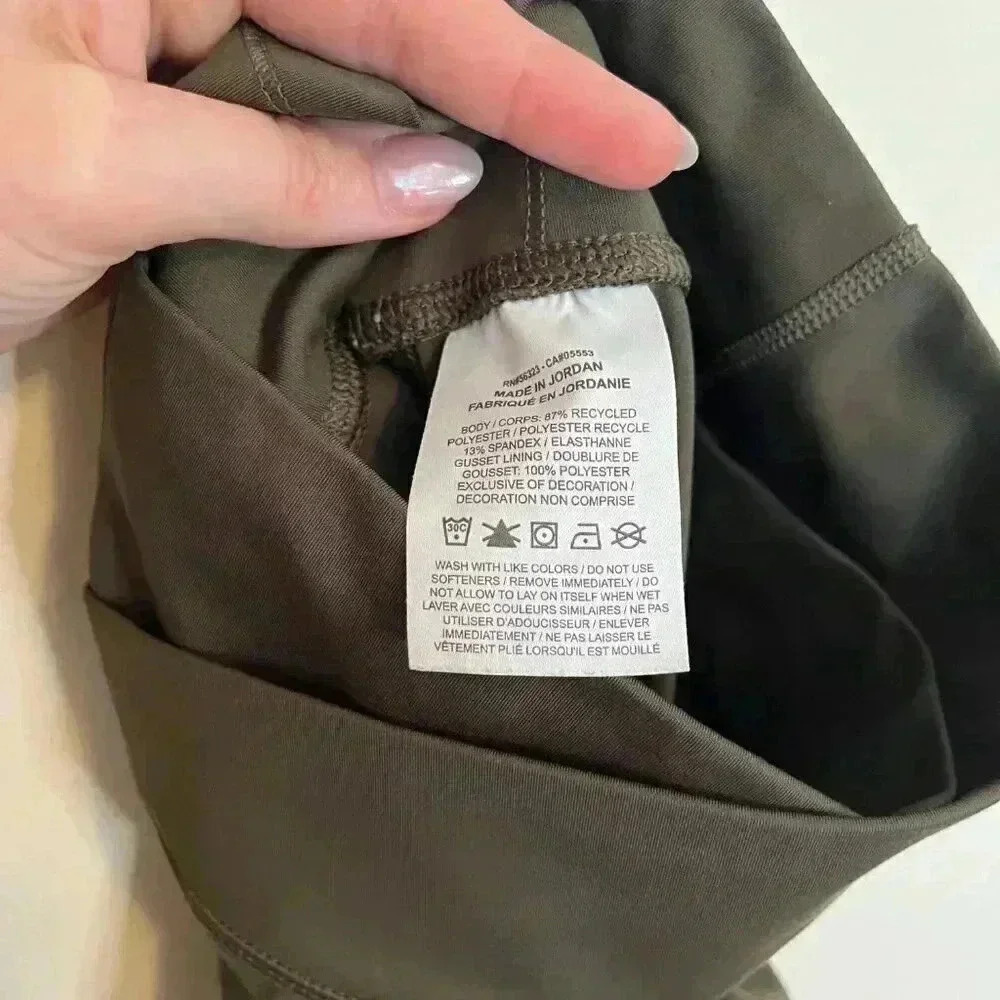 Nike Dri-FIT High Rise Leggings - Picture 8 of 9